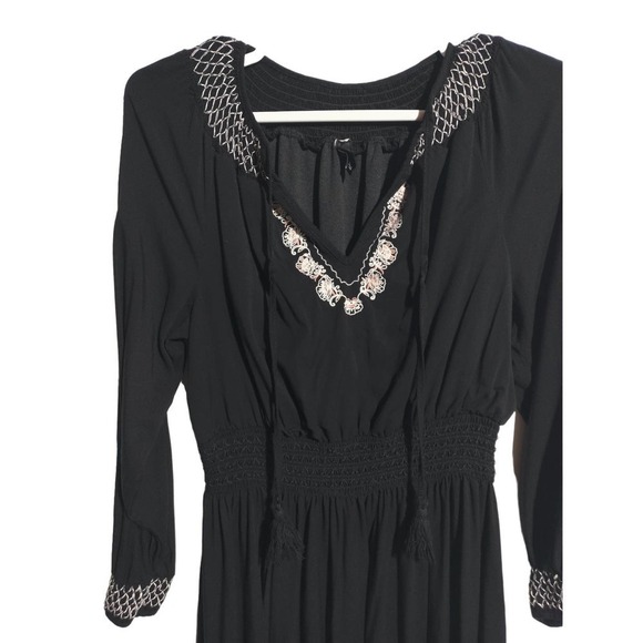 Torrid black long sleeve dress with low v neck and string tie woman size 1X (1) - Picture 4 of 9